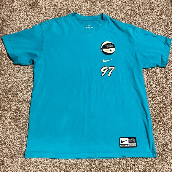 The Nike Tee Max90 Basketball T-Shirt Heavyweight Throwback - Picture 2 of 7